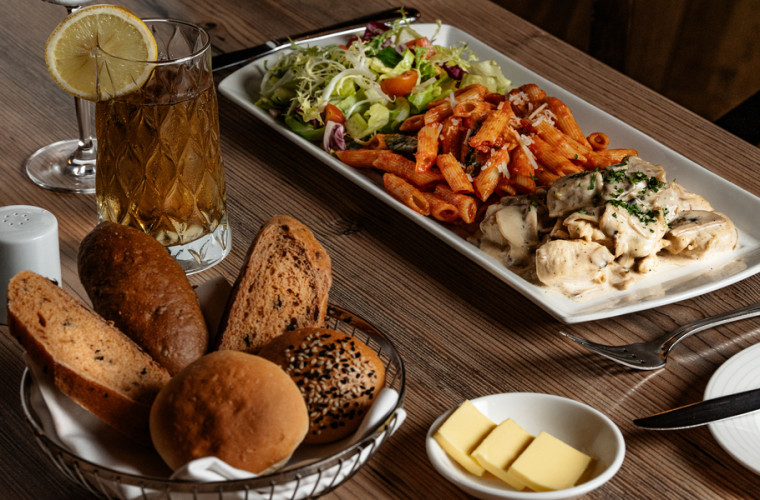 Business Lunch at Inginuity, Radisson Blu Hotel, Doha